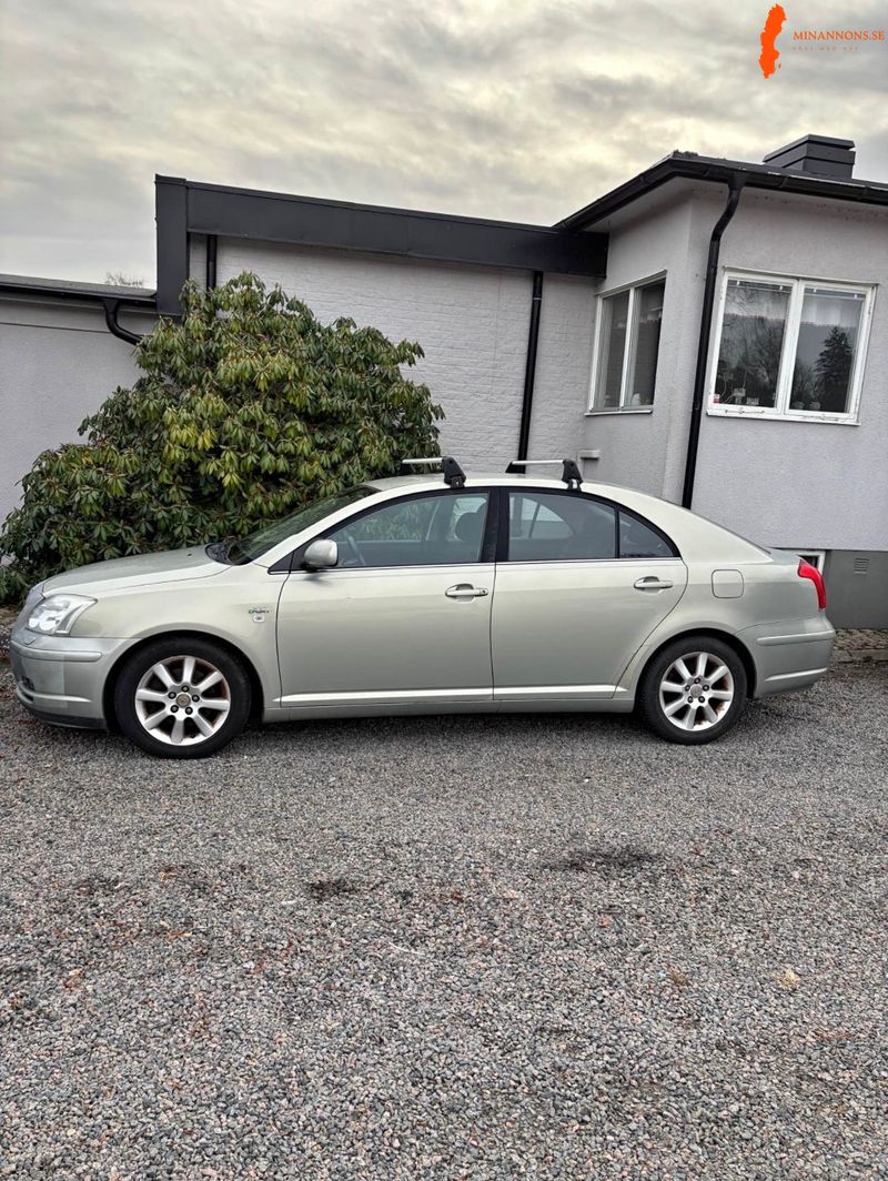 toyota-avensis-1-brukare