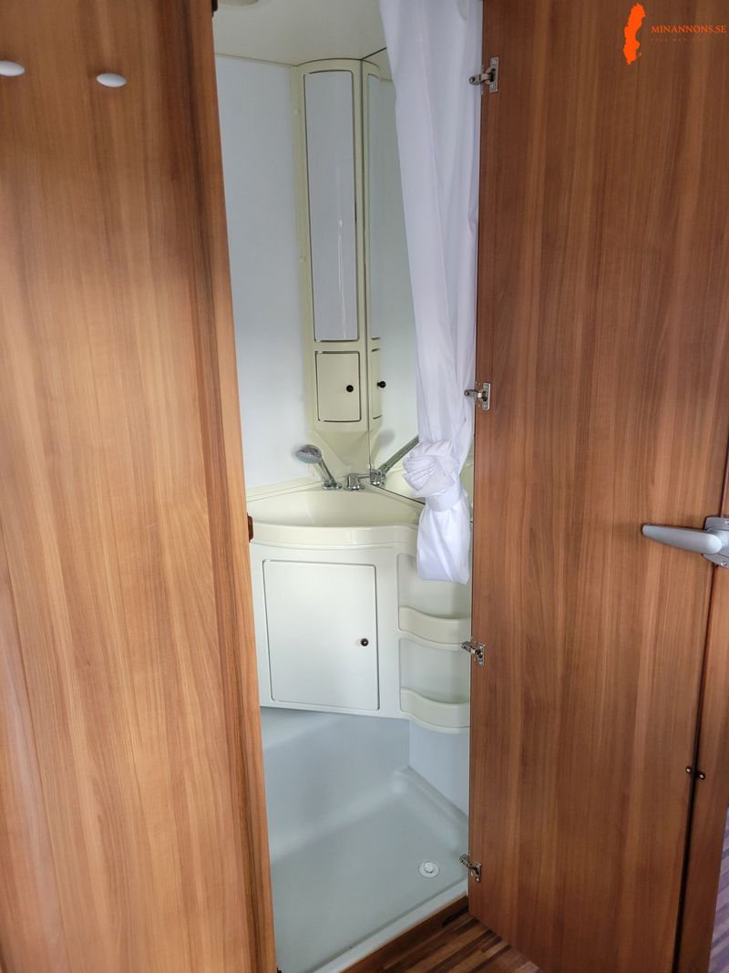 adria-altea-472-lu