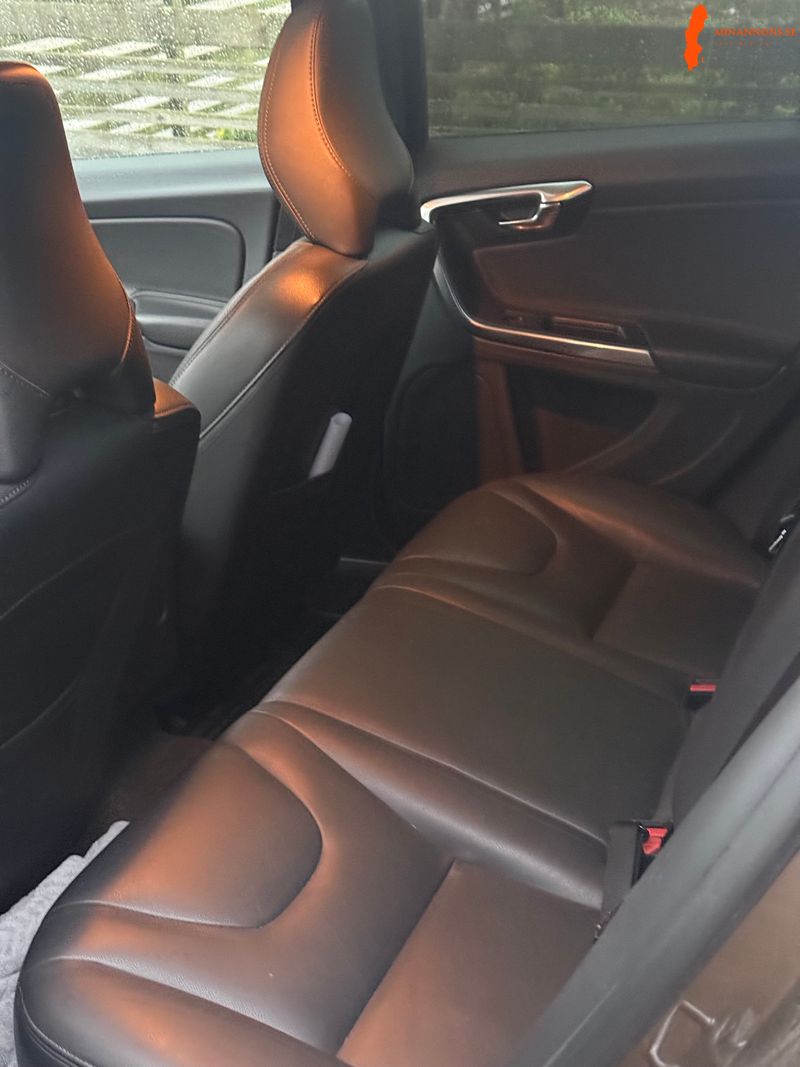 volvo-v60-cross-country-d4-24-awd