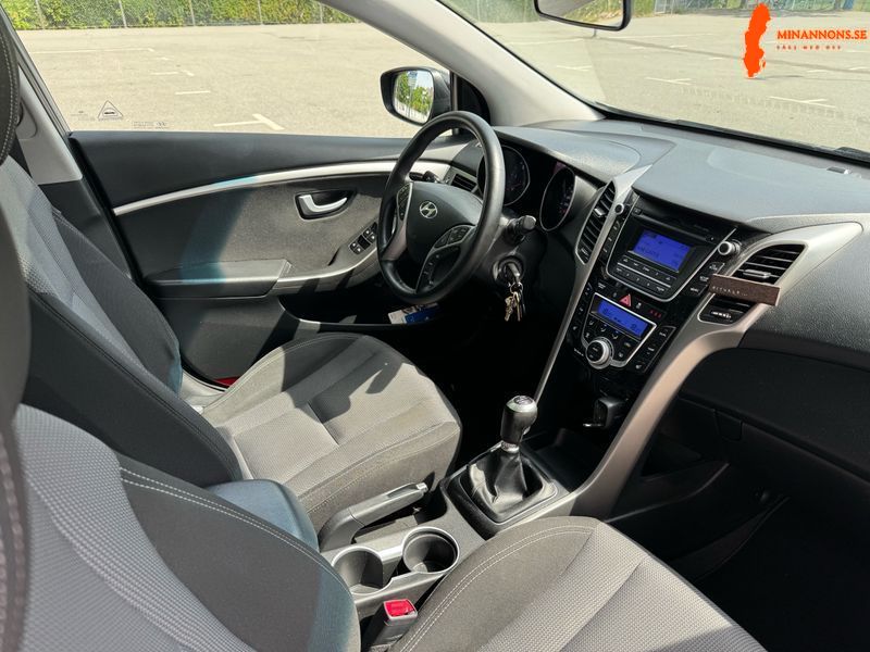 hyundai-i30-16-crdi-panoramatak