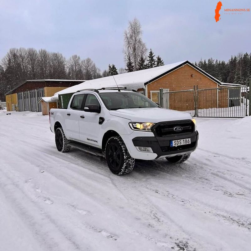 ford-ranger-dubbelhytt-32-tdci-4x4-selectshift-200hk-2018