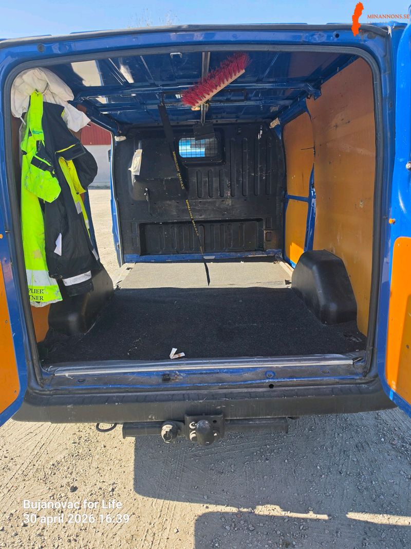 ford-transit-salja-eller-byta-till-store-skapbil