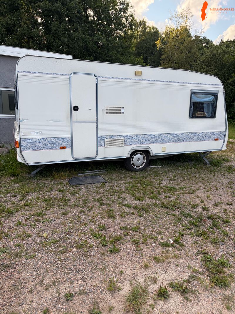 adria-unica-502-1997-besiktigad-till-2028-fortalt-golvvarme-22