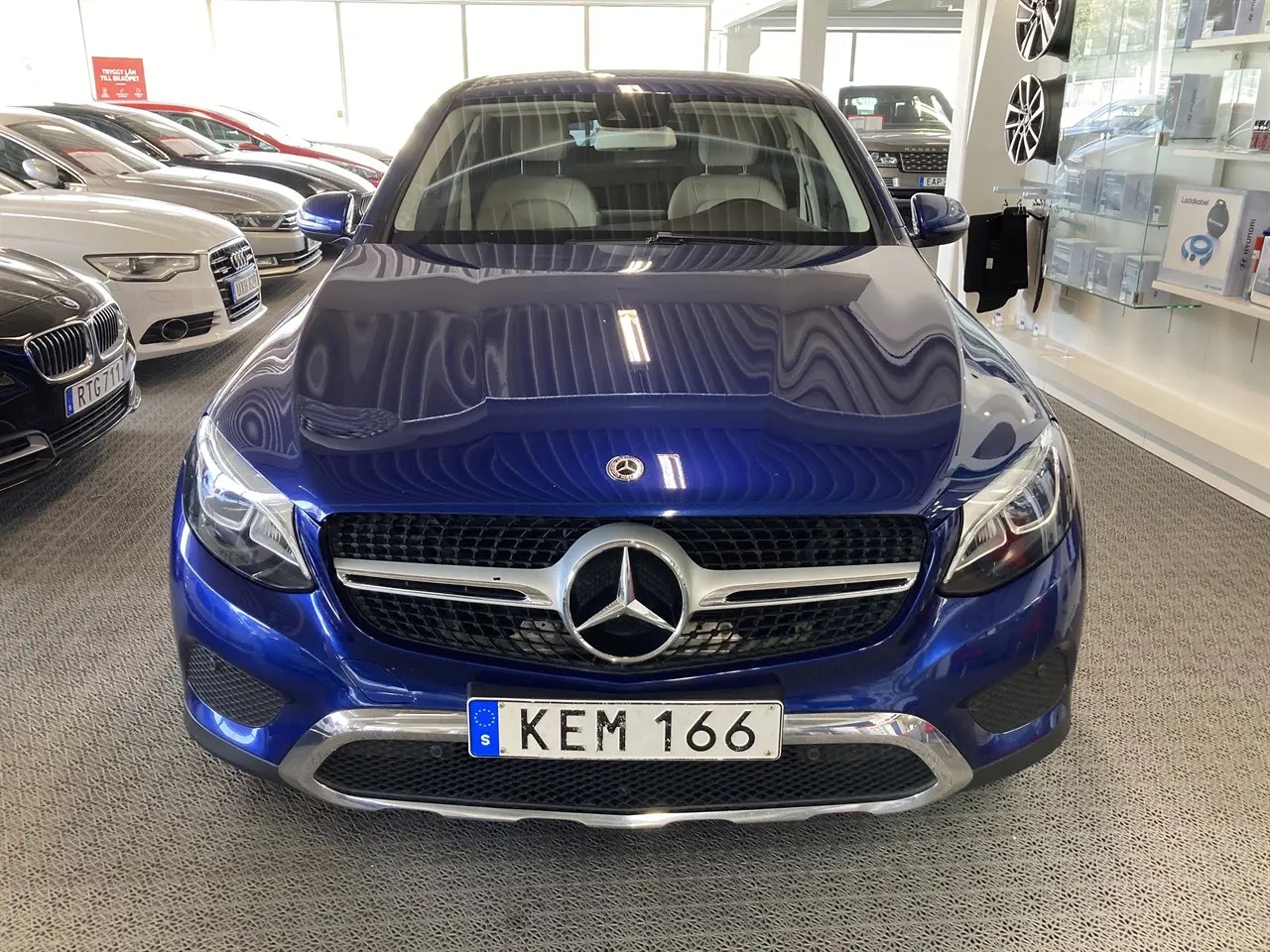 mercedes-benz-glc-220-d-coupe-4matic-9g-tronic