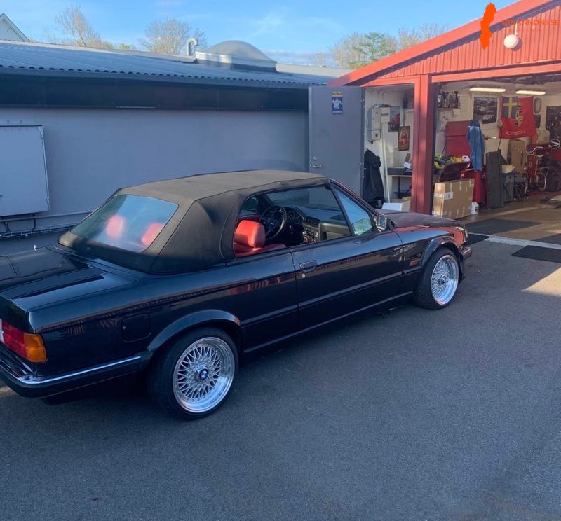 bmw-e30-cab-325i