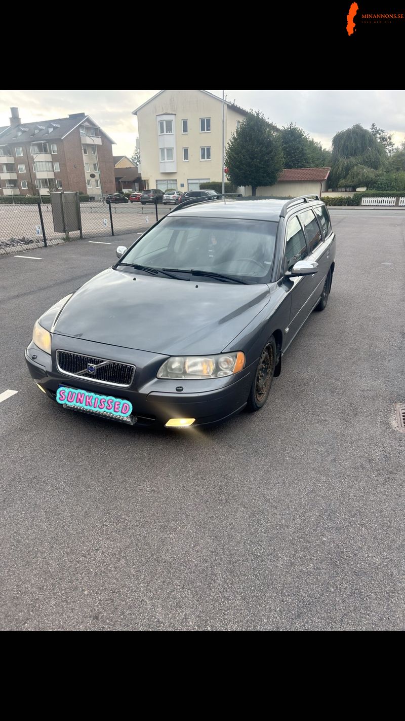 volvo-volvo-s-v70-d5-24-fwd