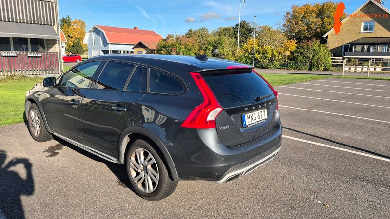 volvo-v60-cross-country-d4-24-awd
