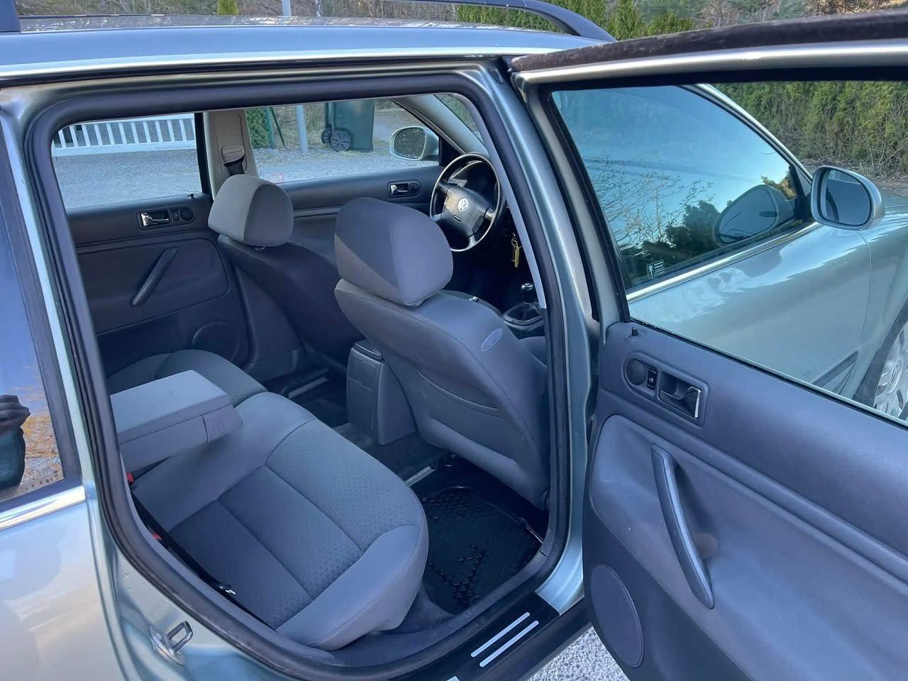 volkswagen-passat-variant-18-t