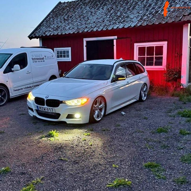 BMW 320d Touring Steptronic, 184hk, 2013