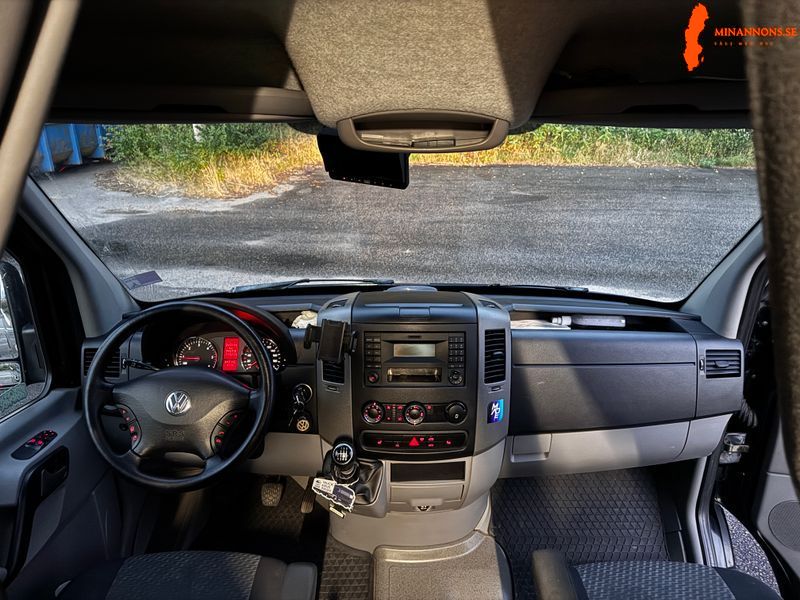 volkswagen-crafter-20-tdi-crossbuss