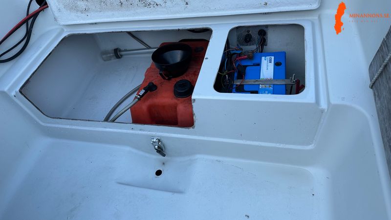 yamarin-415-big-fish-30hk-nybesiktigad-80-trailer-simrad-navigatorekolod