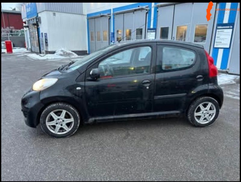 peugeot-107-10-bensin-5d-2010