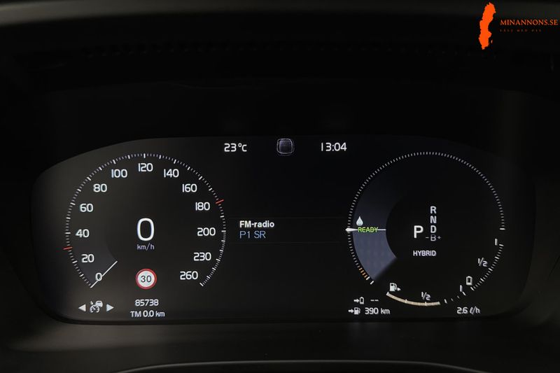 volvo-xc40-t4-15-recharge-plug-in-hybrid-fwd-b