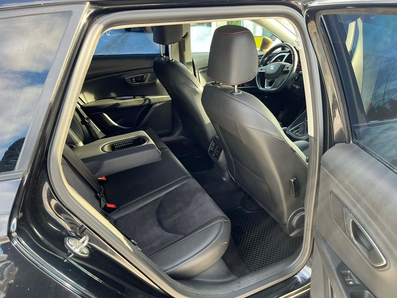 seat-leon-st-20-tdi-dsg-sekventiell