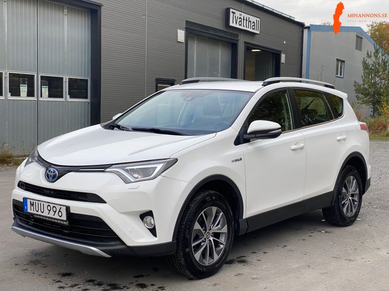toyota-rav4-hybrid-2017