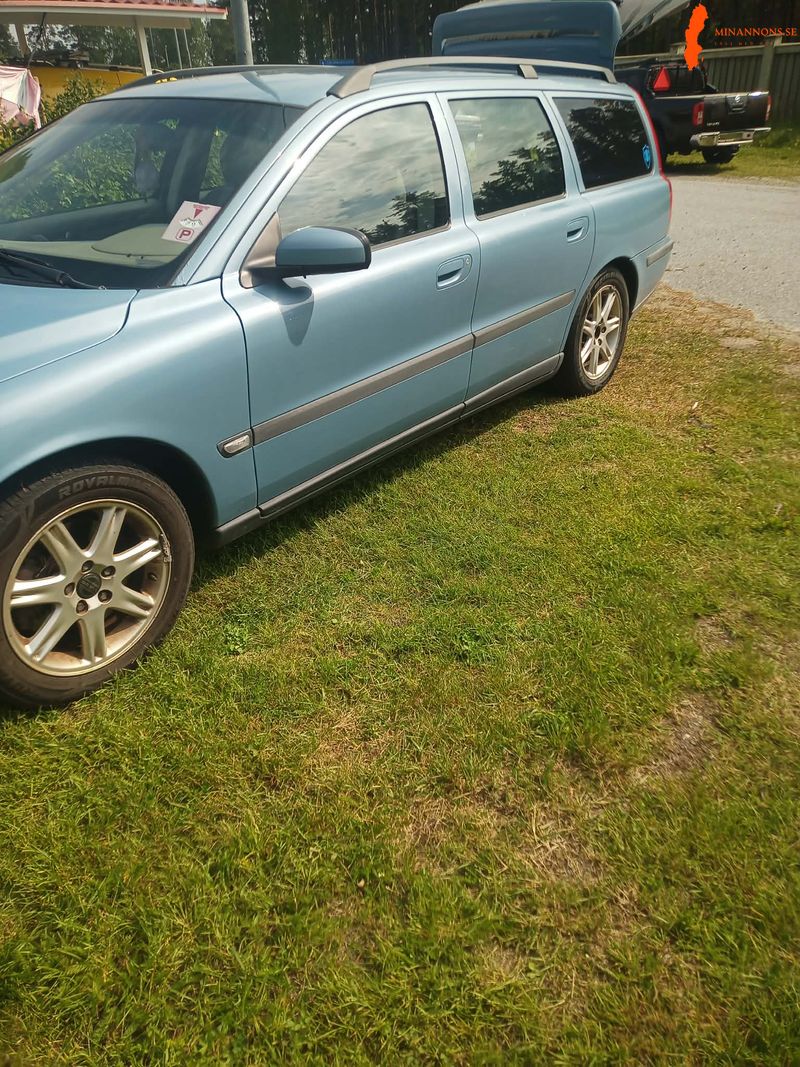 volvo-v70-25t-2004