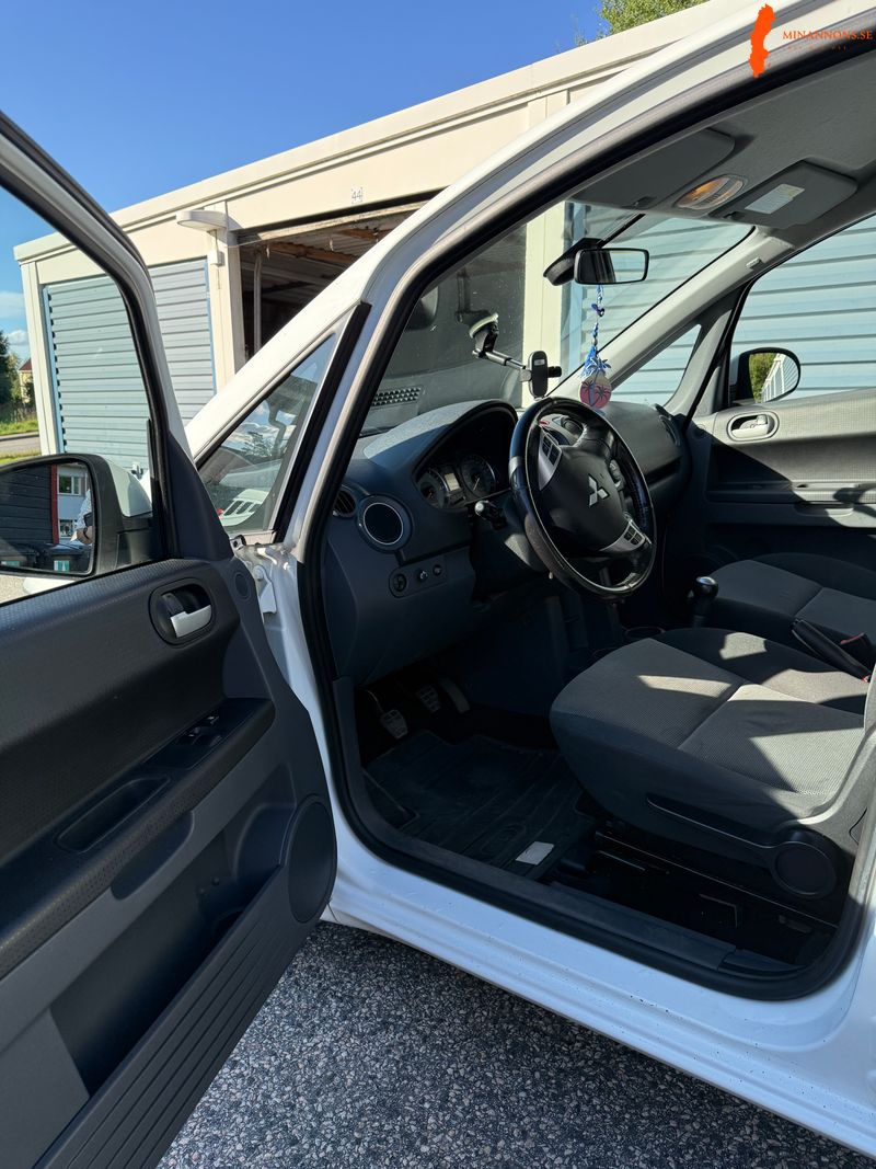 mitsubishi-mitsubishi-colt-13-16v-asg-cleartec-fwd