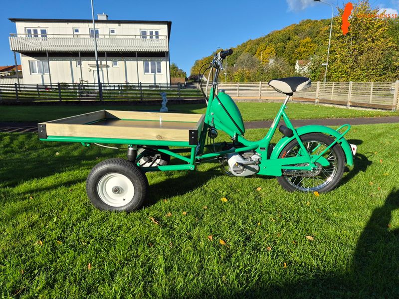crescent-flakmoped-1189