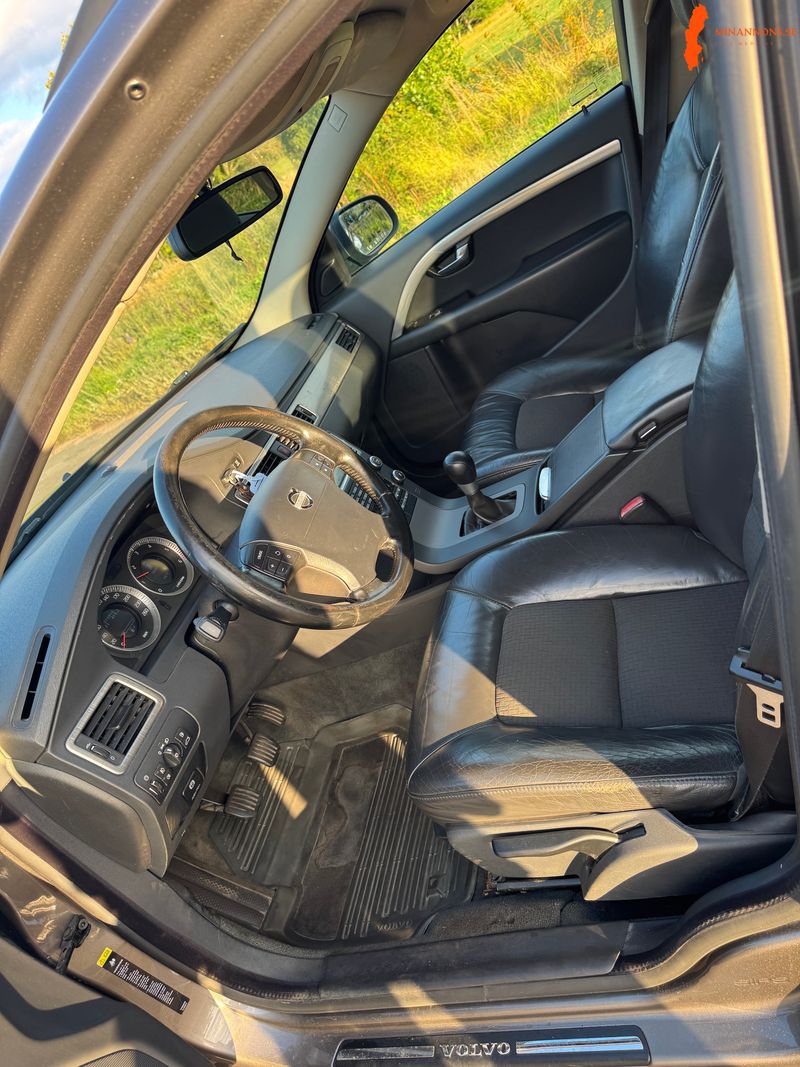 volvo-volvo-b-v70-ii-d5-24-fwd
