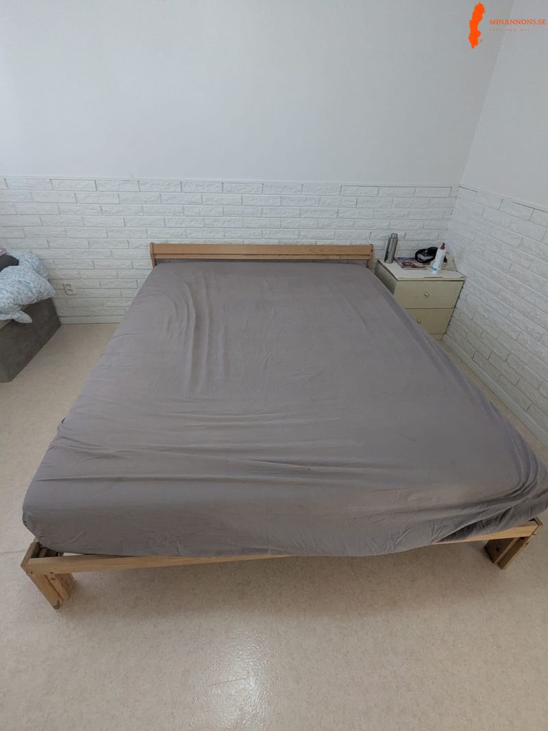 sang-160200-cms-med-madrass-fin-kondition-finns-i-trollhattan-bra-ik