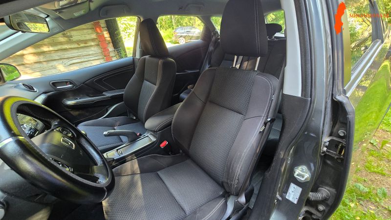 honda-civic-tourer-16-i-dtec-fwd