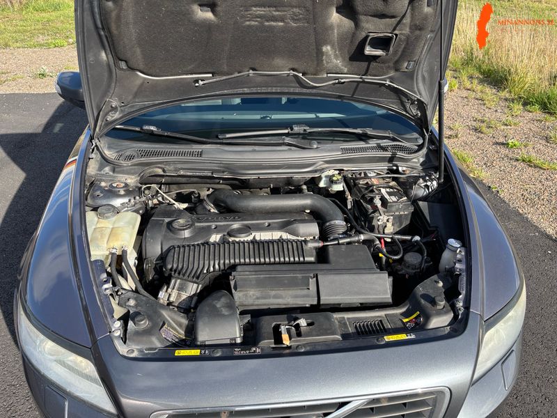 volvo-volvo-m-v50-t5-25-fwd
