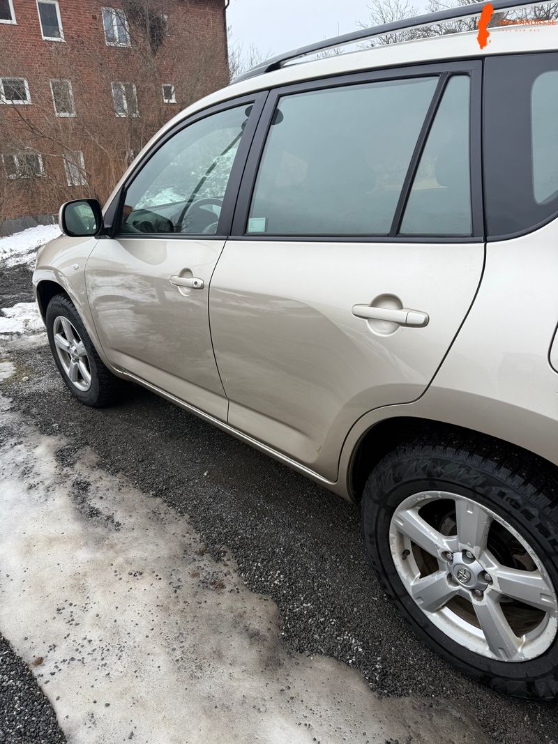 toyota-rav4