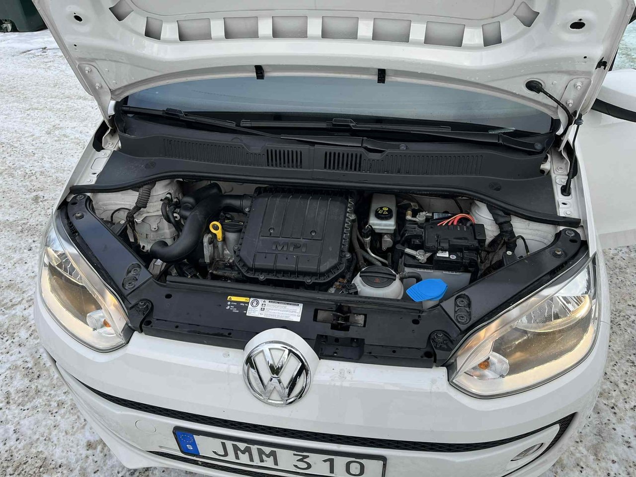 volkswagen-up-5-dorrar-10-mpi