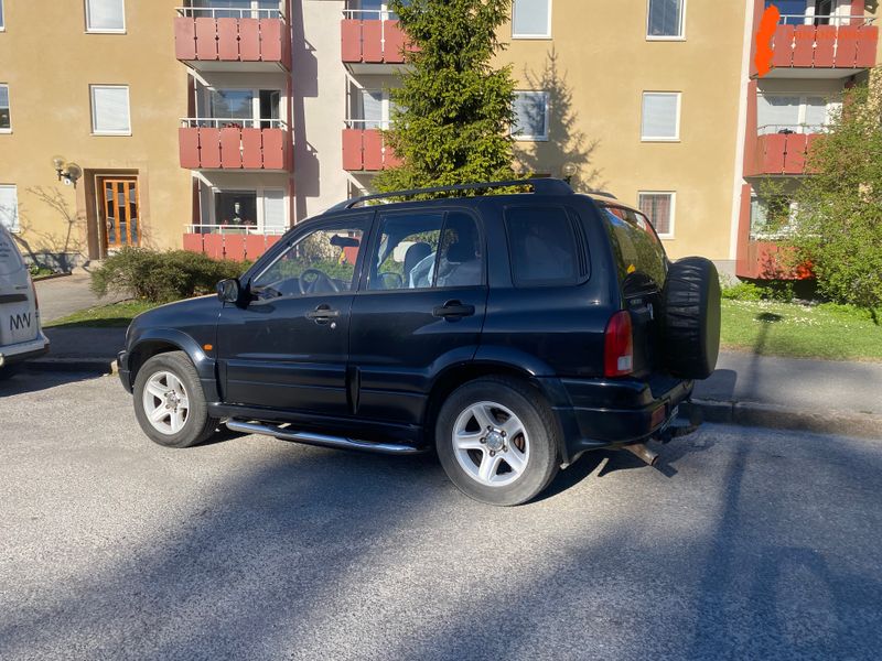 Suzuki SUZUKI GRAND VITARA V6AT 2.5 V6 Serie III