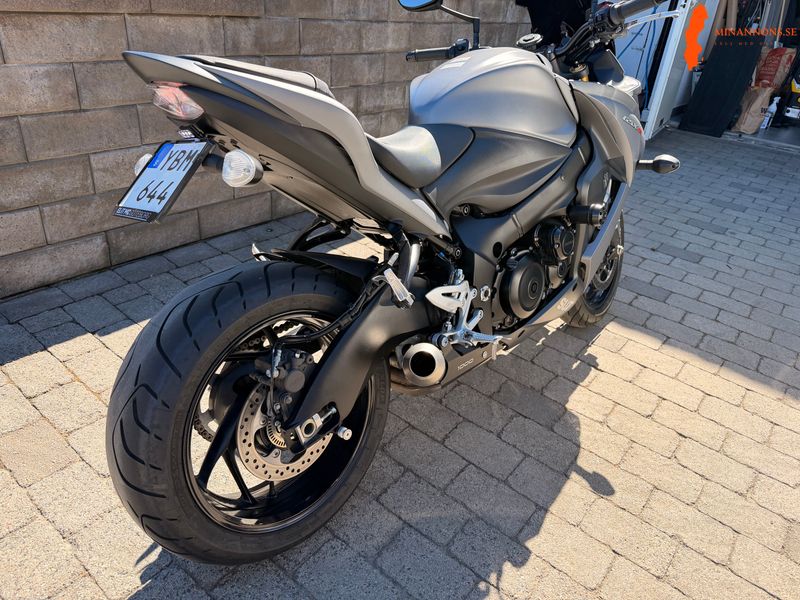 suzuki-gxs-s1000f