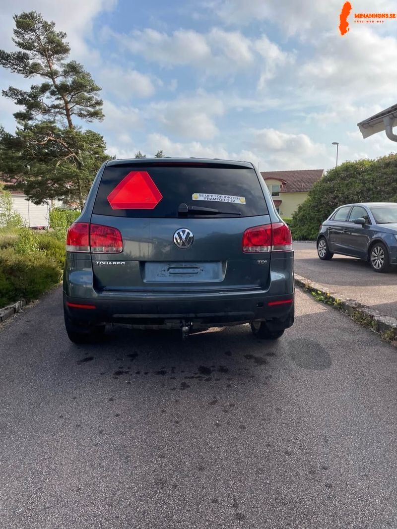 volkswagen-touareg-a-traktor-25-tdi-4xmotion