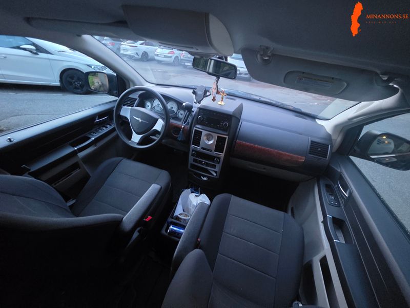 chrysler-chrysler-grand-voyager-38