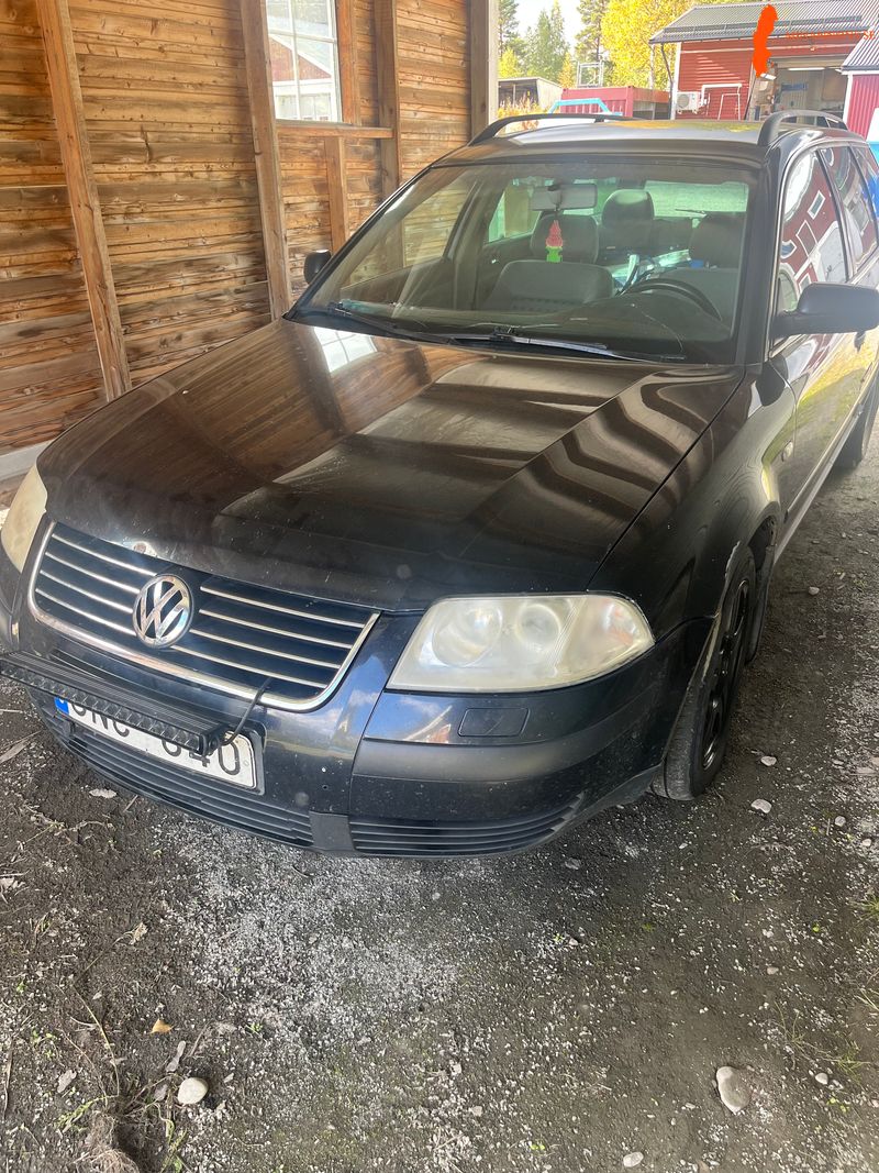 volkswagen-vw-passat-var-turbo-18t-20v-fwd