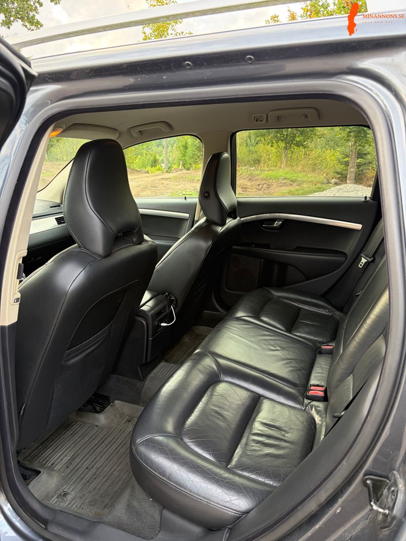 volvo-v70-ii-25-ft-fwd-summum