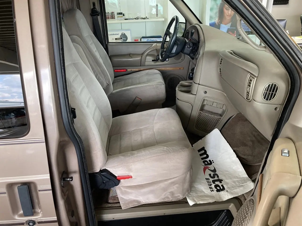 gmc-safari-conversion-van-43-v6-hydra-matic