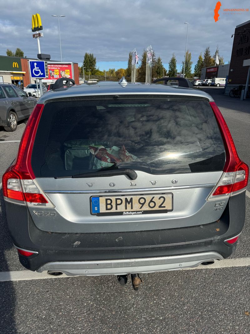 volvo-xc70-ii-d5-24-aut-awd