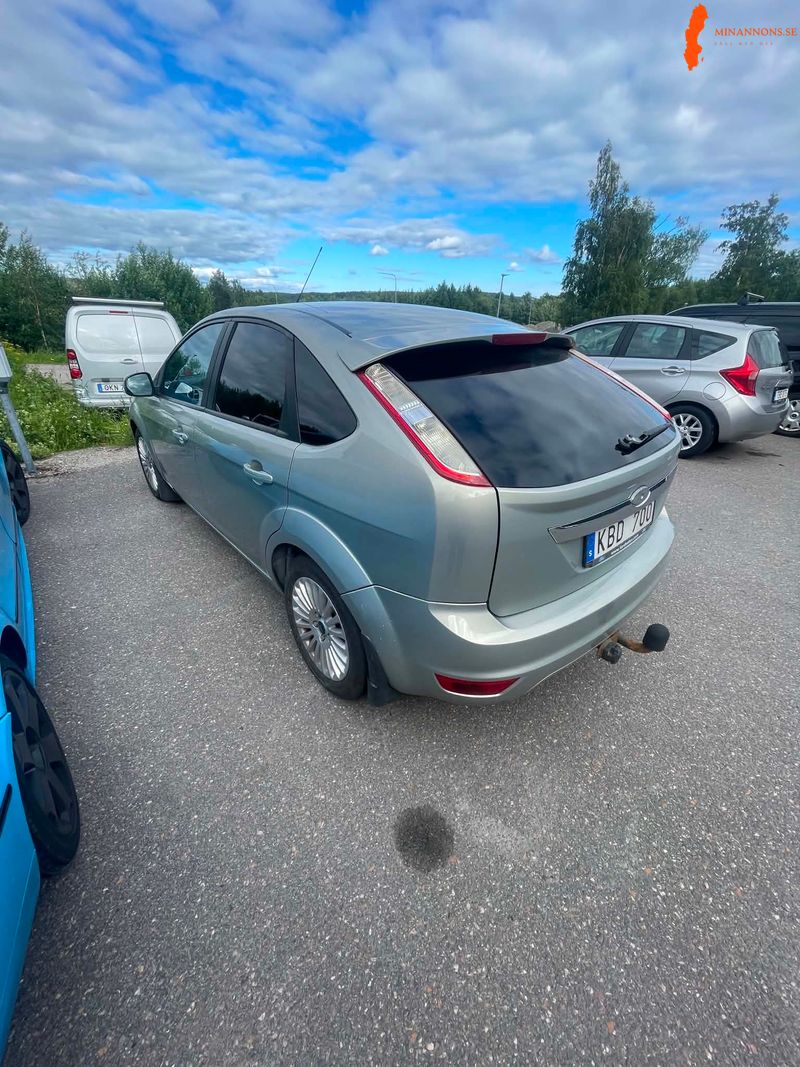 ford-ford-focus-18-ffv