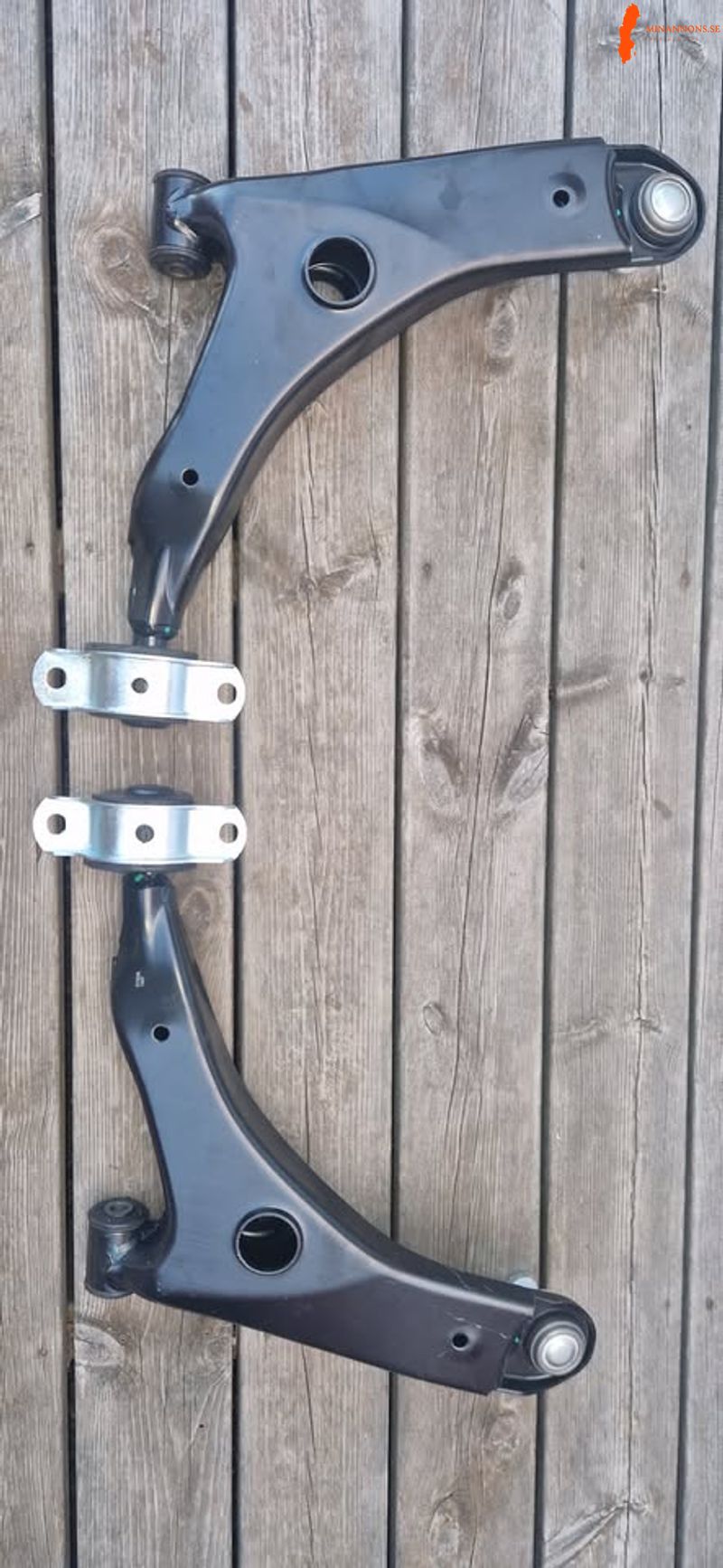 nya-bararmar-lankarmar-fram-till-volvo-s40-v40-hoger-vanster-helt-nya