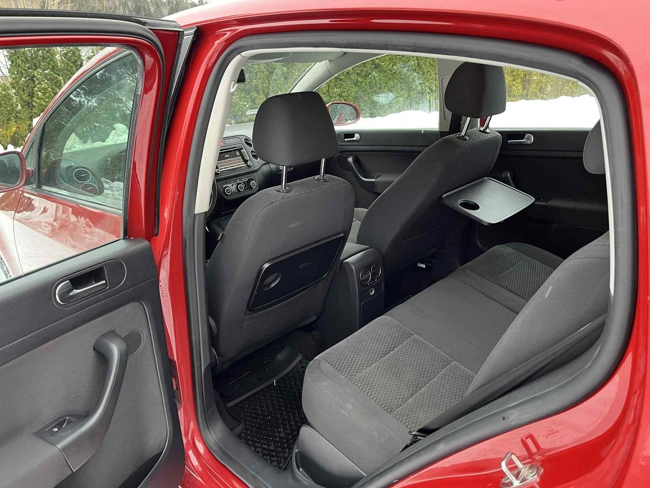 volkswagen-golf-plus-16-tdi-dpf-bmt-dsg-sekventiell