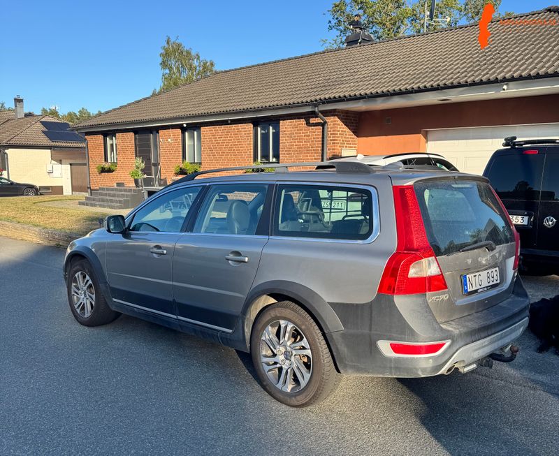 volvo-xc70-ii-d5-24-aut-awd