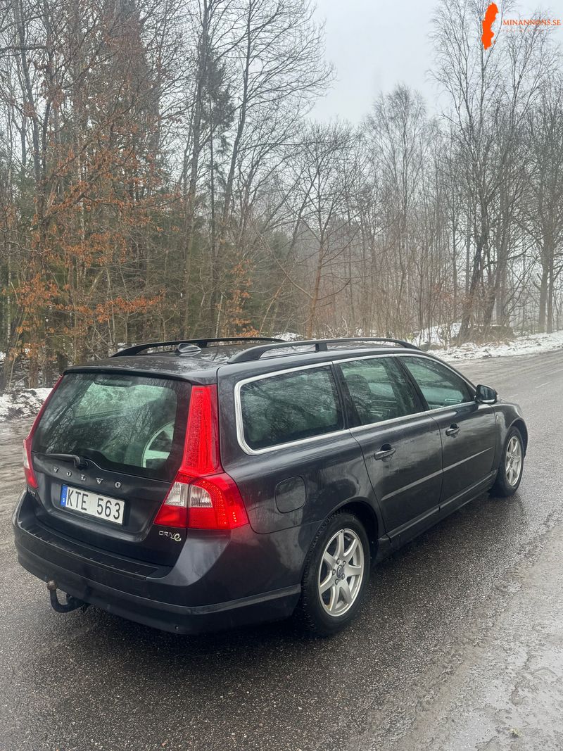 nybesiktad-volvo-v70-16drivee-2011