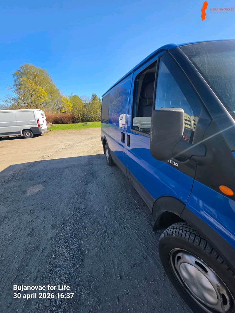 ford-transit-salja-eller-byta-till-store-skapbil