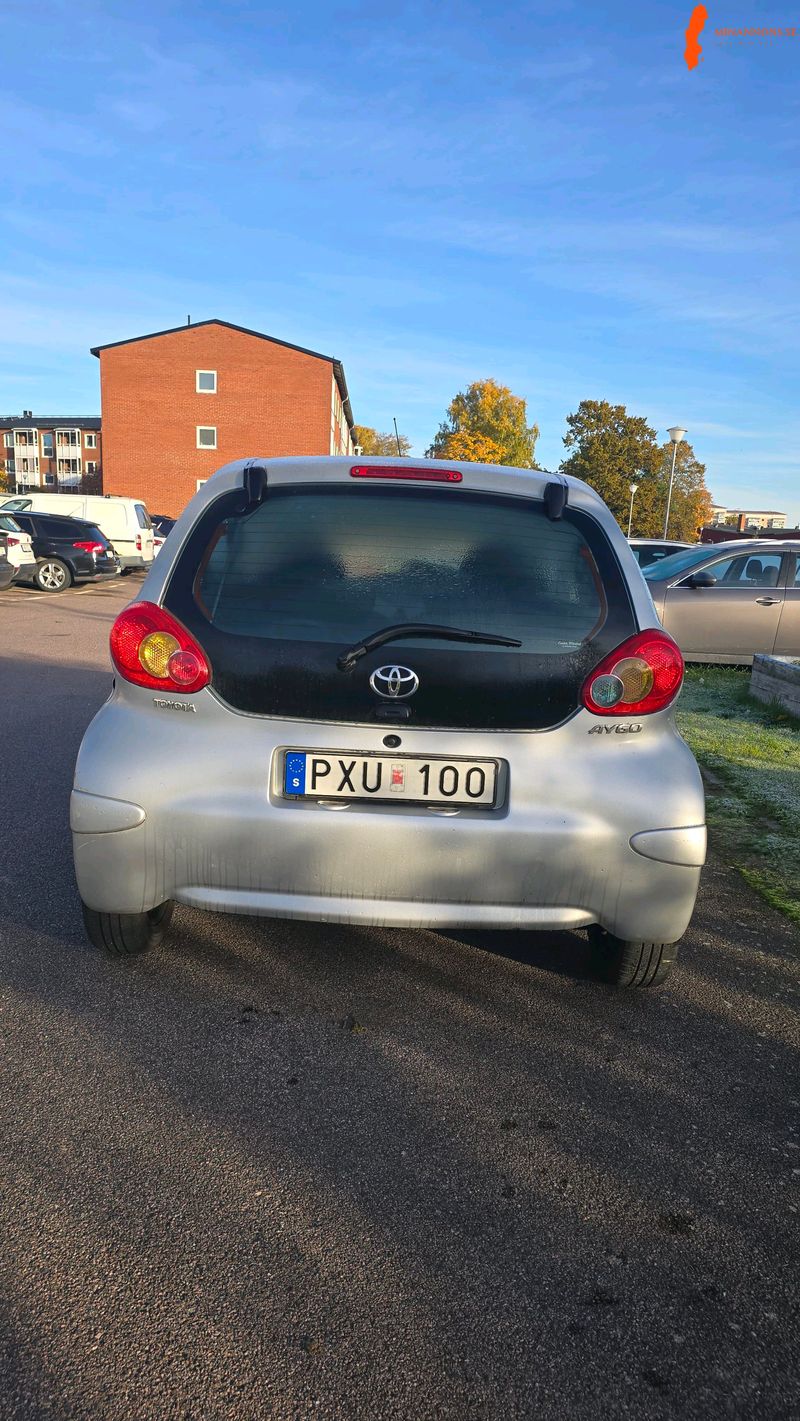 toyota-toyota-aygo-10-12v