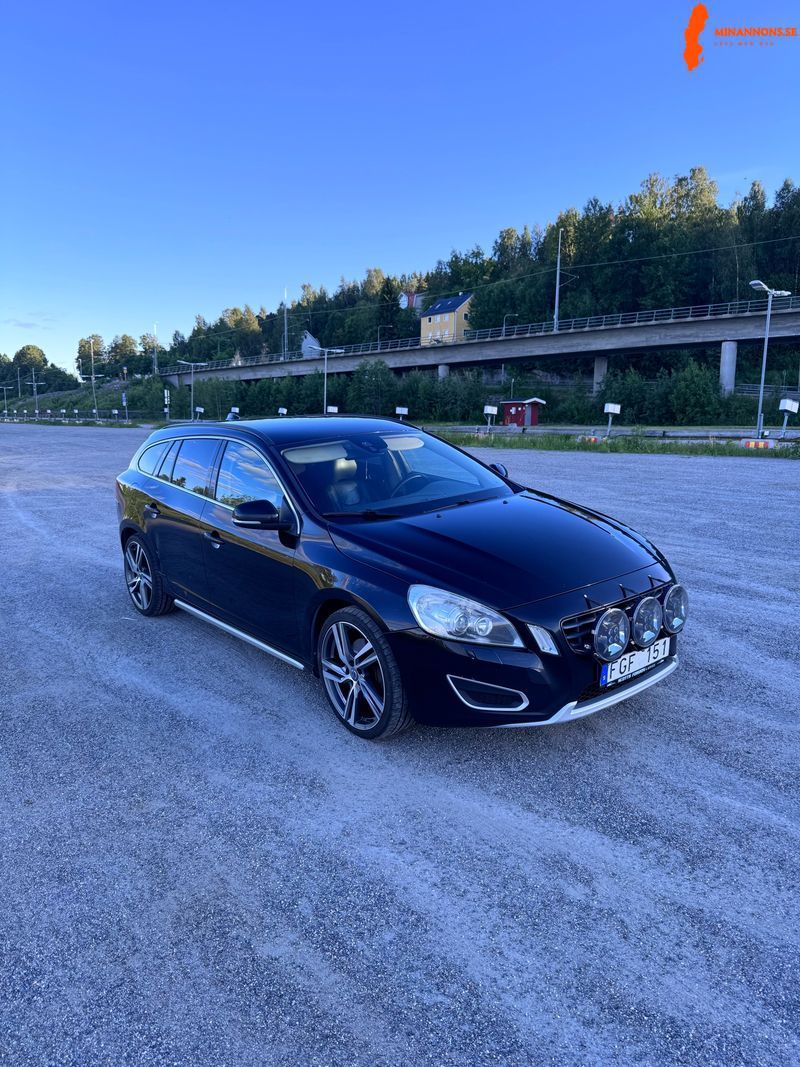 volvo-v60-d4-awd-momentum