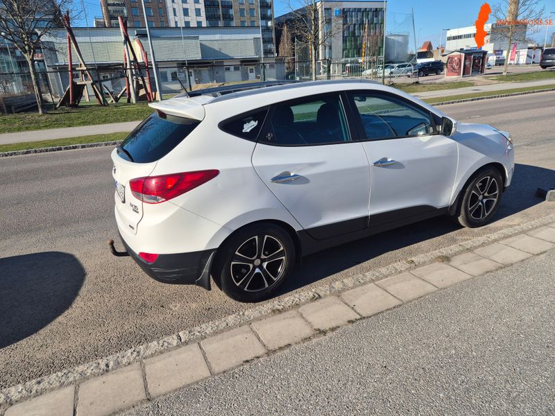 hyundai-ix35-20crdi-4wd-automatbusiness