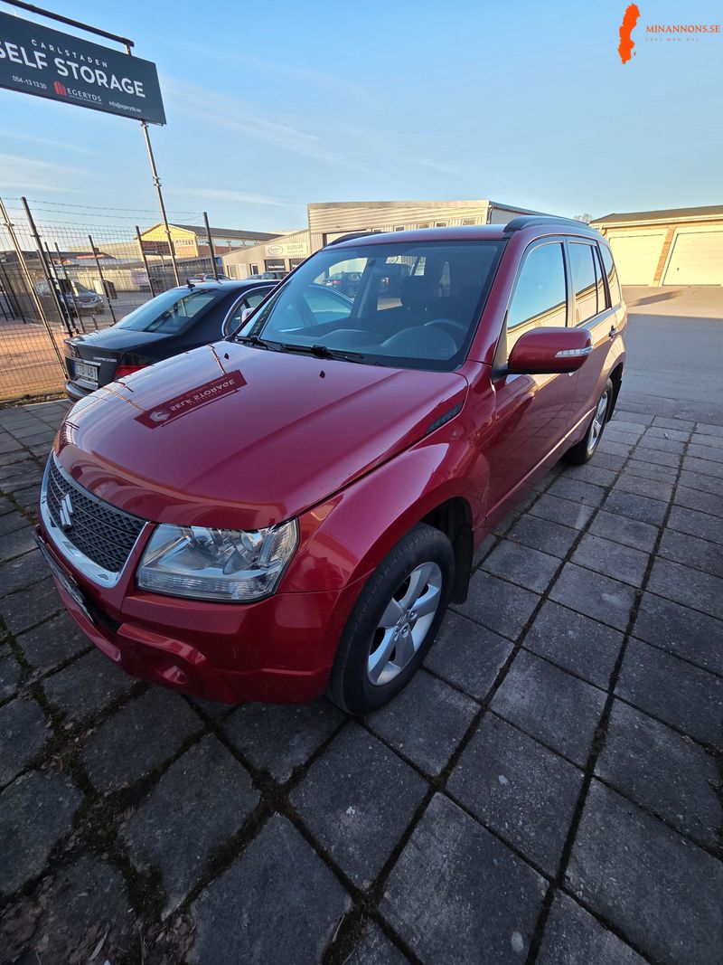 suzuki-grand-vitara-2011