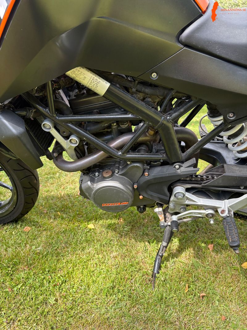 ktm-duke-125