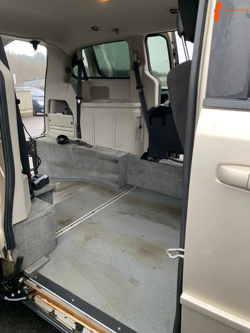 2013-dodge-grand-caravan-36-v6