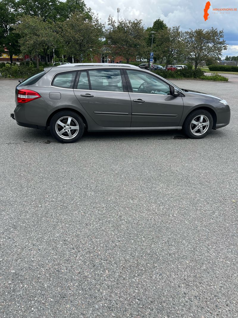 renault-renault-laguna-20-16v