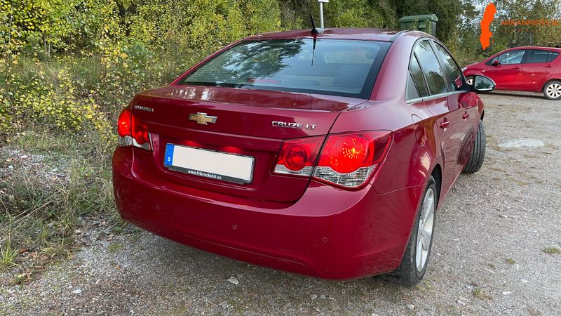 chevrolet-cruze-lt-18-bensin-automat-vinterdack-lagmilare